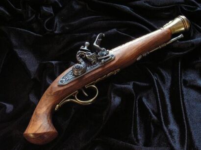 KOLEKCJONERSKI DAWNY PISTOLET SKAŁKOWY Z XVIIIw. (1076/L)