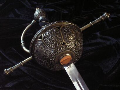 RAPIER O KOSZU DZWONOWYM HISZPAŃSKI Z XVI w. (273)