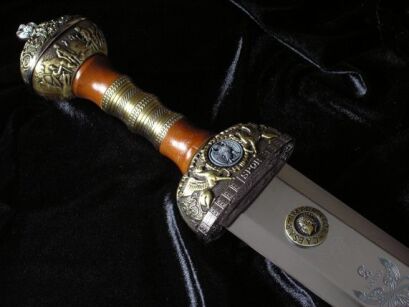 IMPERATORSKI GLADIUS JULIUSZA CEZARA (211)