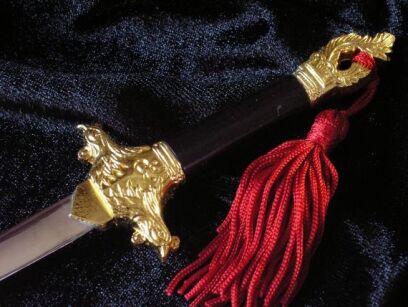 NOŻYK DO LISTÓW MINIATURKA HISTORYCZNY MIECZ TAI CHI STAL TOLEDAŃSKA 27 CM PLUS STOJAK (24/A)