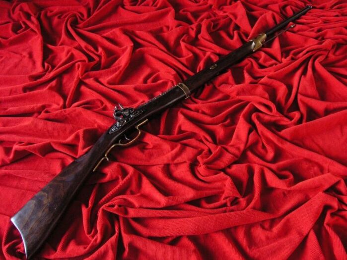 LANGE Gewehr mit Steinschloss im achtzehnten (AG332.01)