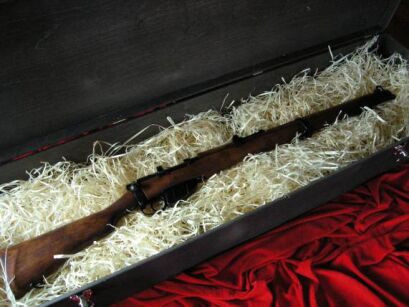 GRÖSSTE BOX für REPLICAs