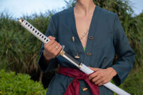 Miecz Wakizashi Krótka Katana Roronoa Zoro Wado Lchimonji One Piece Drewniany 77cm plus Stojak i Pas JT10512-W - 10