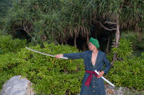 Miecz Wakizashi Krótka Katana Roronoa Zoro Wado Lchimonji One Piece Drewniany 77cm plus Stojak i Pas JT10512-W - 12