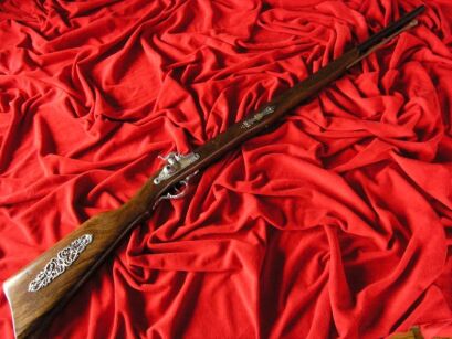 Gewehr schön verziert mit Perkussionsschloss (W91)
