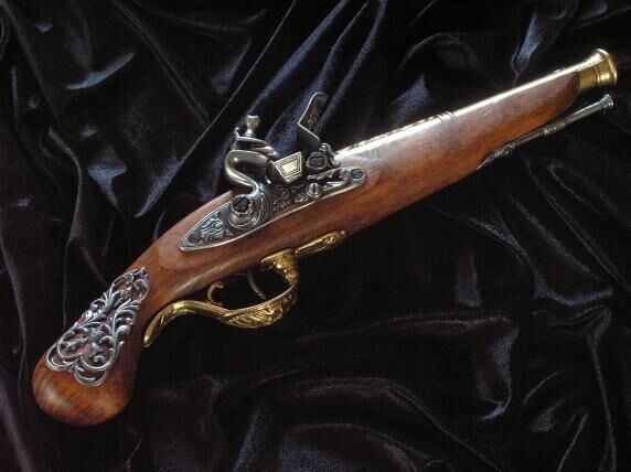 CZARNOPROCHOWY BRYTYJSKI PISTOLET SKAŁKOWY Z XVIII w. (1196-L)