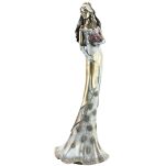 STATUETKA PANNA MŁODA Z BUKIETEM RÓŻ VERONESE  (WU73410A4) - 12