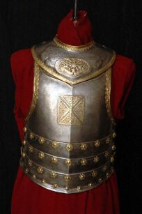 HISTORISCHE REPLIK - Brustplatte Husar mit dem Schlüsselbein POLEN XVII. Jahrhundert