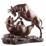Walka Rynkowa — rzeźba brąz Walka Hossy z Bessą sygnowana 57 Special Replicas prezent dla inwestora dla szefa giełda kryptowaluty BULL-01 - 4