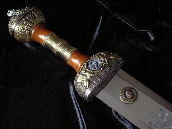 IMPERATORSKI GLADIUS JULIUSZA CEZARA (211)
