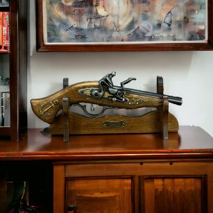 HISTORYCZNY HISZPAŃSKI PISTOLET SKAŁKOWY (W179)
