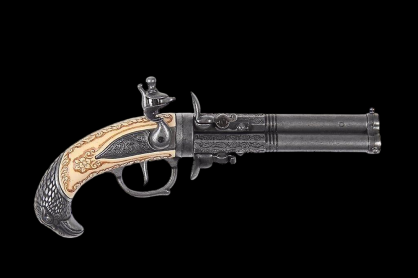 DREI BARREL GERMAN GUN Steinschloss mit EAGLE HEAD 1775 (K1119)